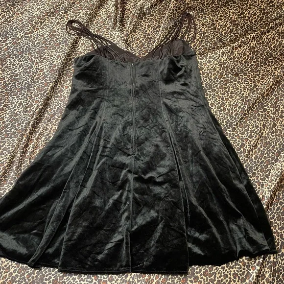 Vintage D.B.Y. Crushed Velvet Mini Dress - Picture 16 of 16